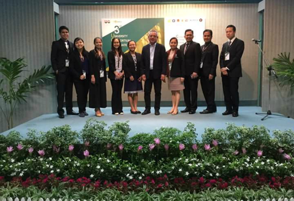 Respectively, 5th, 6th, and 7th from left are Dr. Maria Cristeta N. Cuaresma – Program Head of SEARCA, Dr. Gil C. Saguiguit, Jr. – Director of SEARCA, and Dr. Portia G. Lapitan – UPLB Vice Chancellor for Academic Affairs. From leftmost are the Student Delegates of UPLB, namely, Lourd Franz M. Gabunada, Carolyn D. Jimenez, Rosemarie Laila D. Areglado, Marnie Mae M. Mendoza, (8th) Mervill D. Majarais, and (9th) Glenn Y. Ilar. At the rightmost of the photo is Souichirou Sugiura as the sole delegate of Tokyo University of Agriculture.