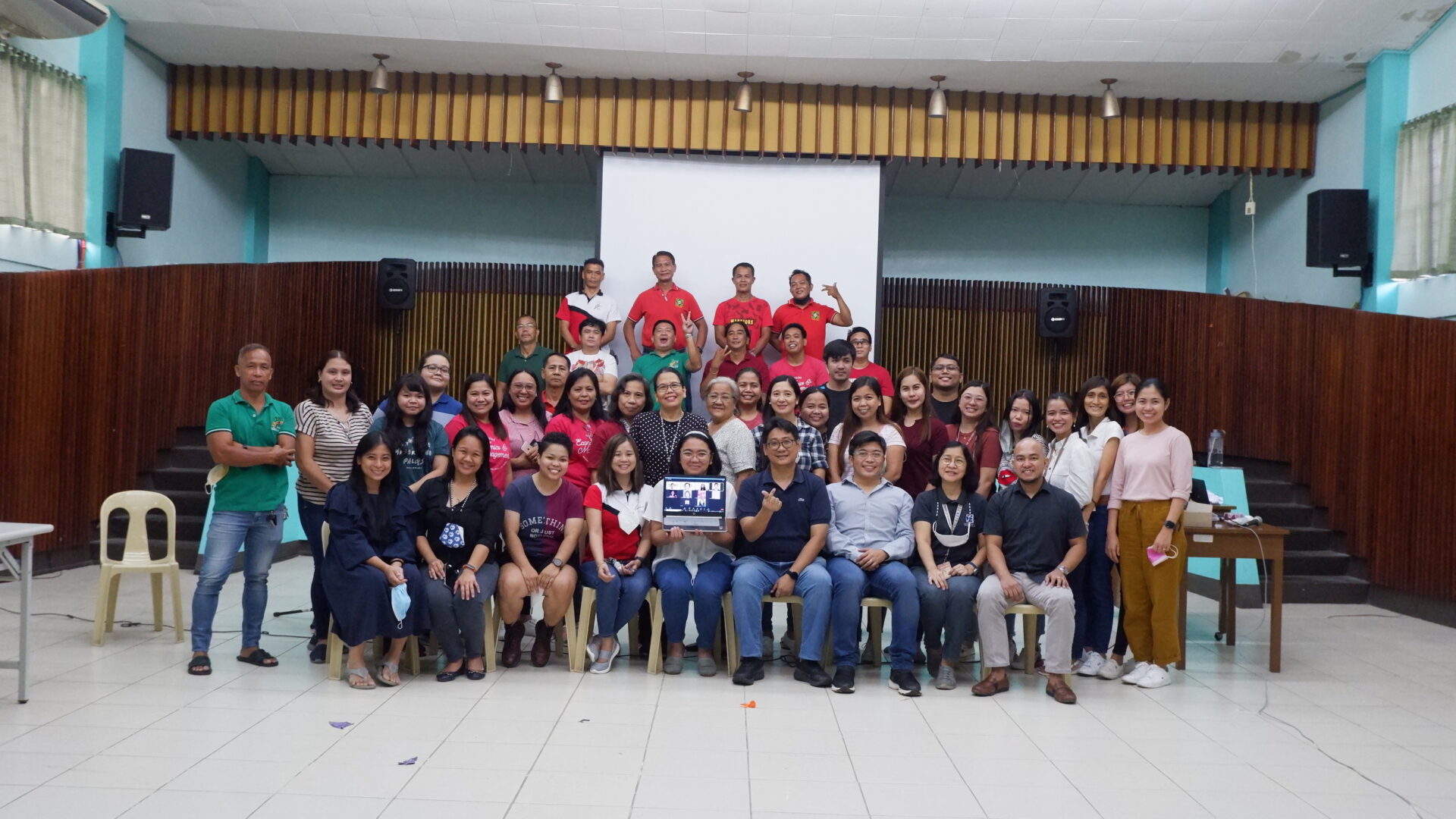 CEM Holds its First Hybrid Faculty and Staff Day - College of Economics ...